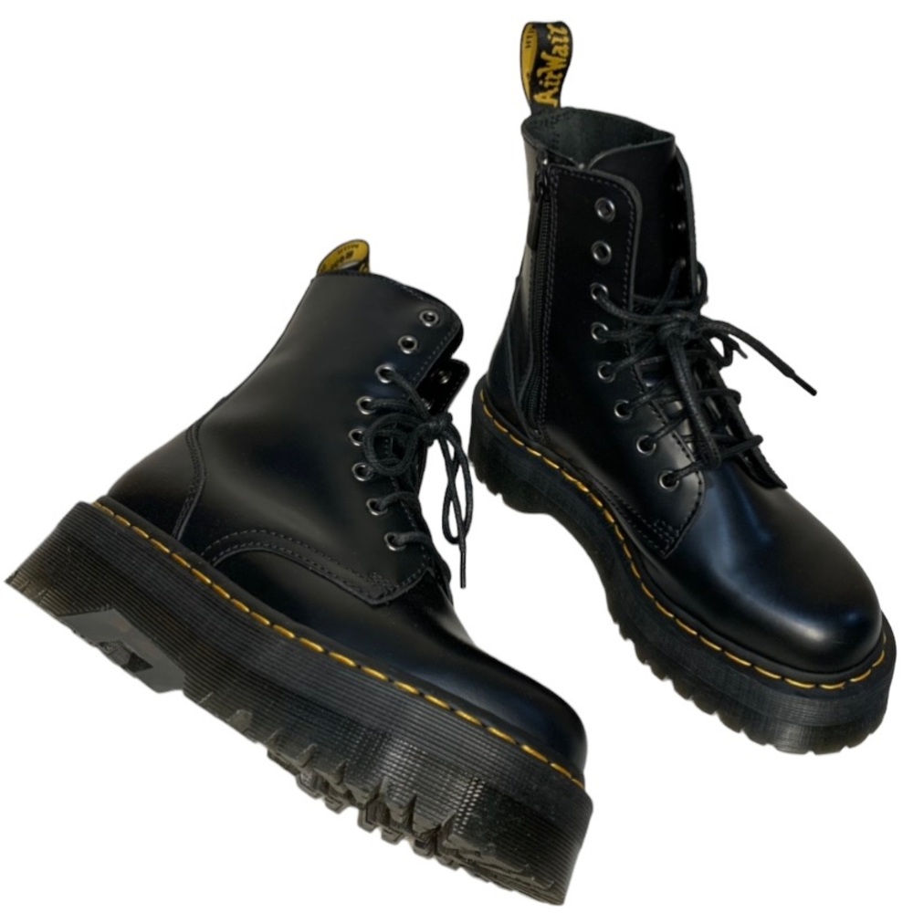 Dr. Martens Jadon Platform Boot Women’s Size 7 US Lace Up Zip Combat Black Shoes